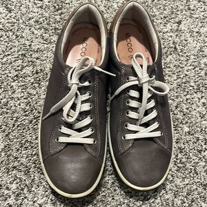 Ecco Chase II Leather Cushioned Lace -Up Low Top Sneakers size 39 gray leather